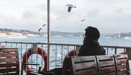 开云体育官方网入口-国内外电竞赛事合作持续深化，行业格局调整，国外电竞比赛