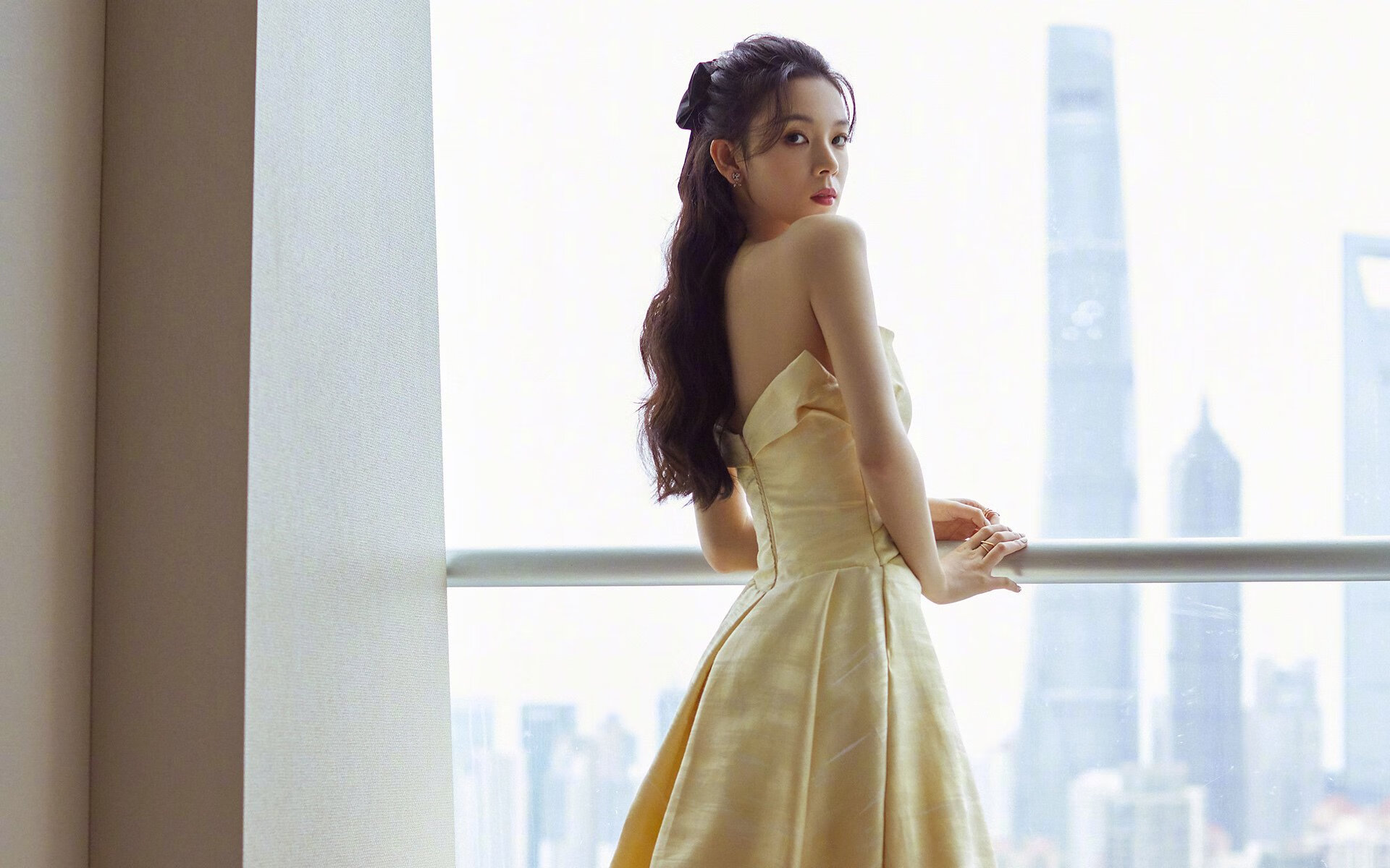 比赛过程中球队教练的调度成为关注焦点，篮球比赛中,队员或教练员因表现恶劣