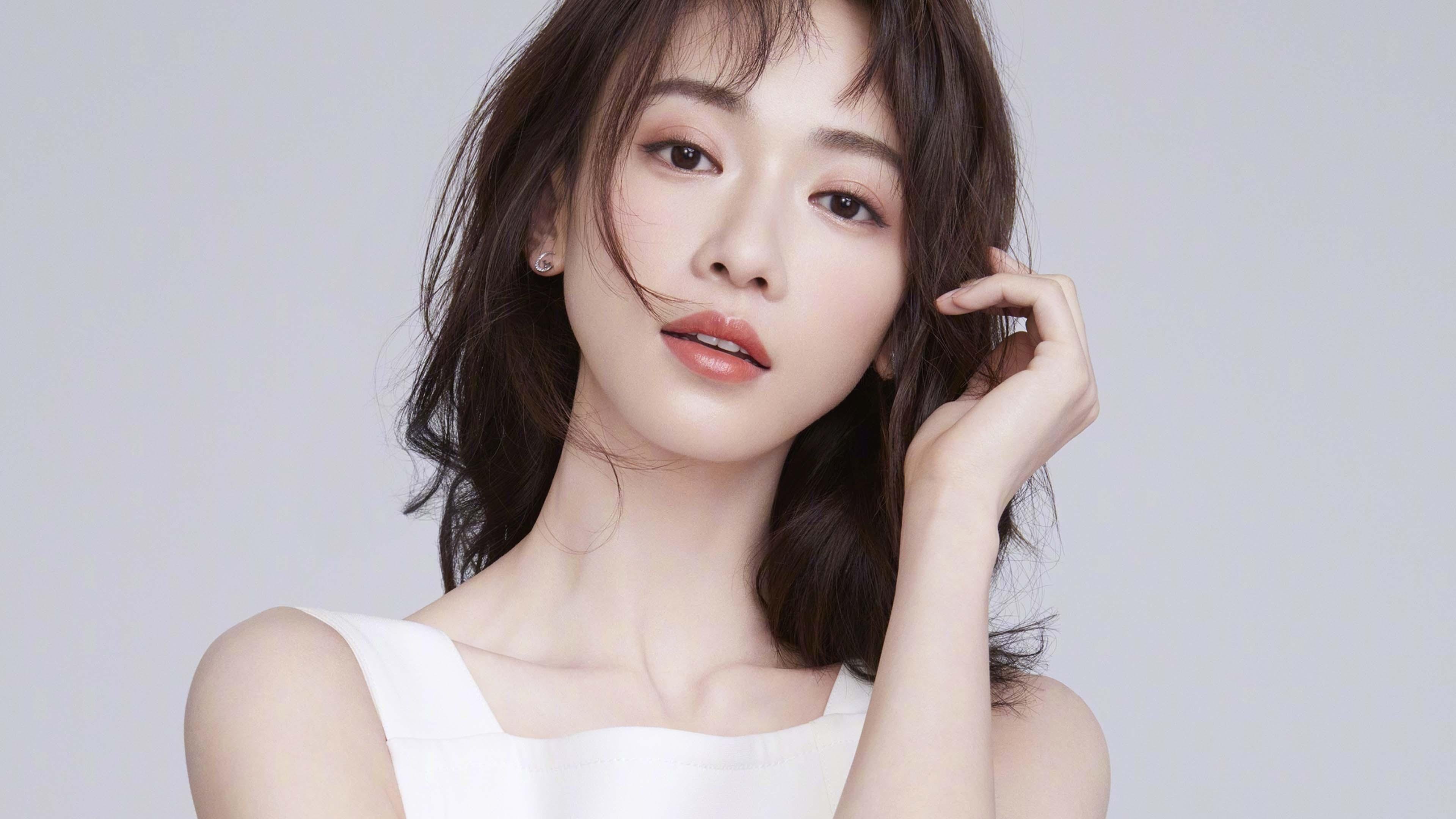 五大联赛球队在面对欧战时的战术选择差异,五大联赛欧战积分规则